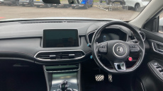 MG Hs 1.5 T-GDI Exclusive 5dr DCT Petrol Hatchback